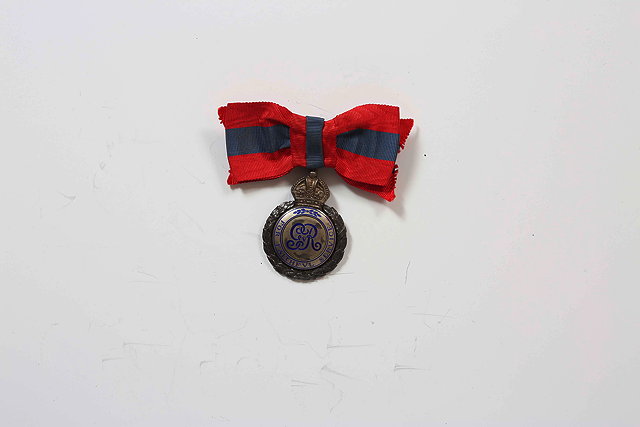 Appraisal: A GEORGE V LADIES IMPERIAL SERVICE ORDER with enamel decoration