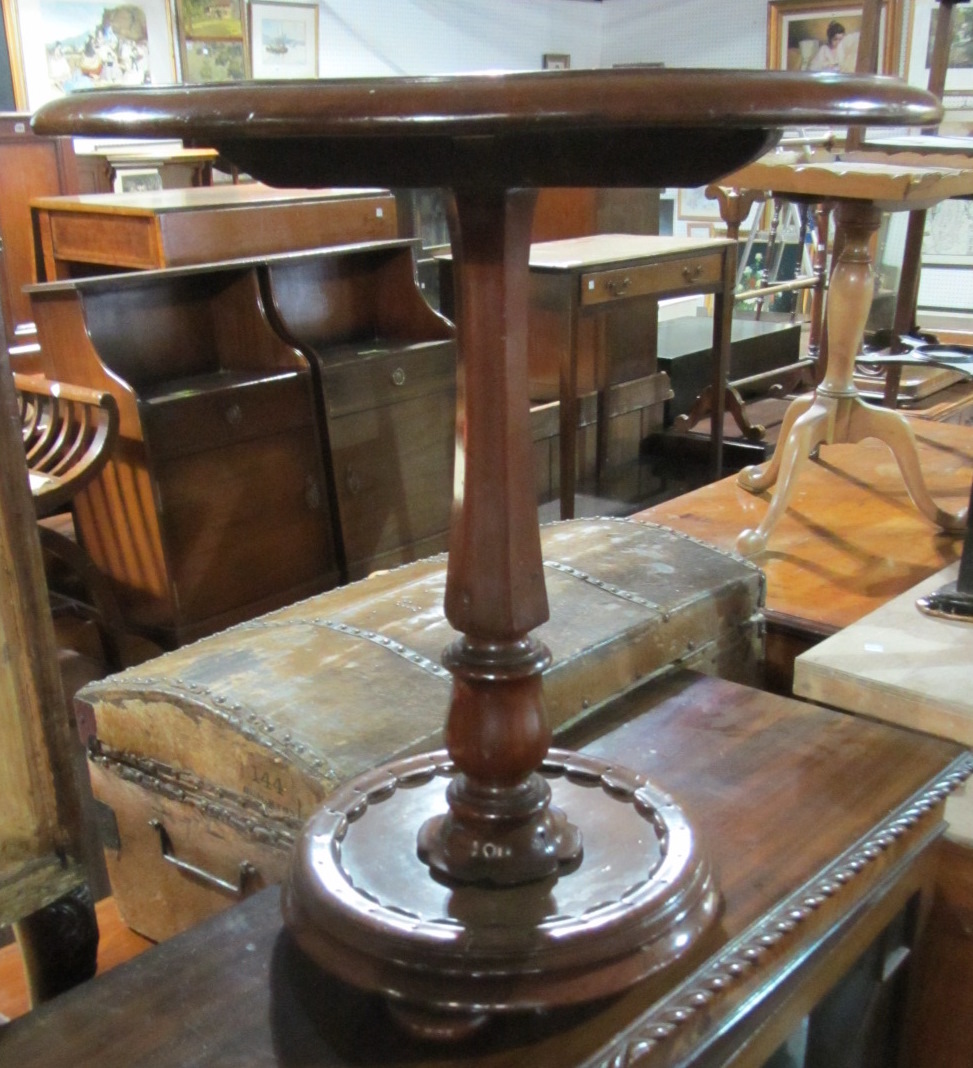 Appraisal: A th century mahogany circular occasional table and an oak