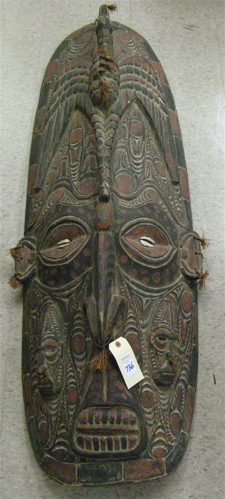 Appraisal: PAPUA NEW GUINEA TRIBAL SPIRIT MASK a large carved wood