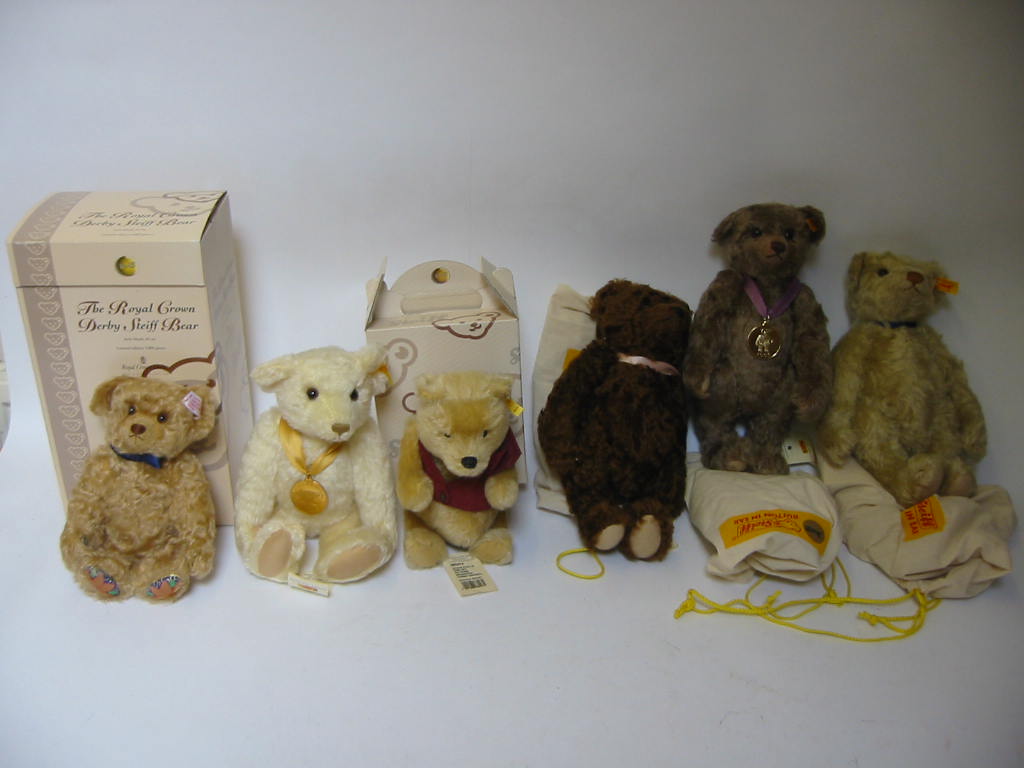 Appraisal: Six Steiff replica bears all with button label in ear