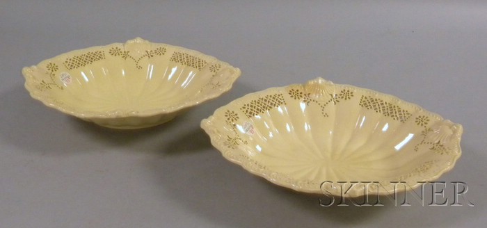 Appraisal: Two Leeds-type Creamware Serving Dishes England c each oval with