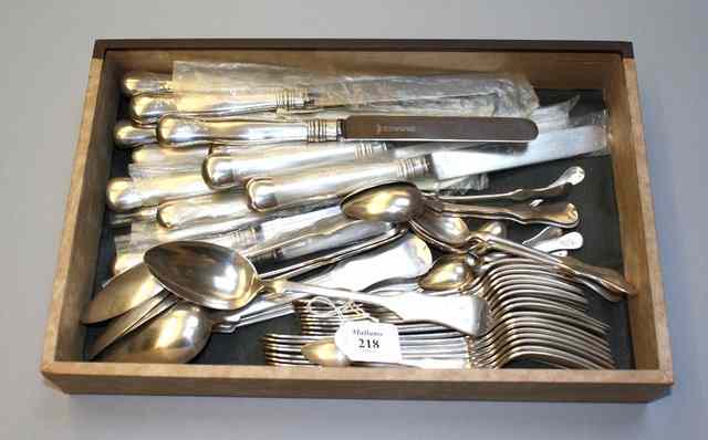 Appraisal: A HUNGARIAN SILVER FIDDLE PATTERN TABLE SETTING CONSISTING OF nine