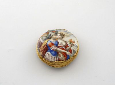 Appraisal: A continental gold mounted hard stone and enamel snuff box