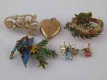 Appraisal: A mixed lot comprising a gem set fly brooch a