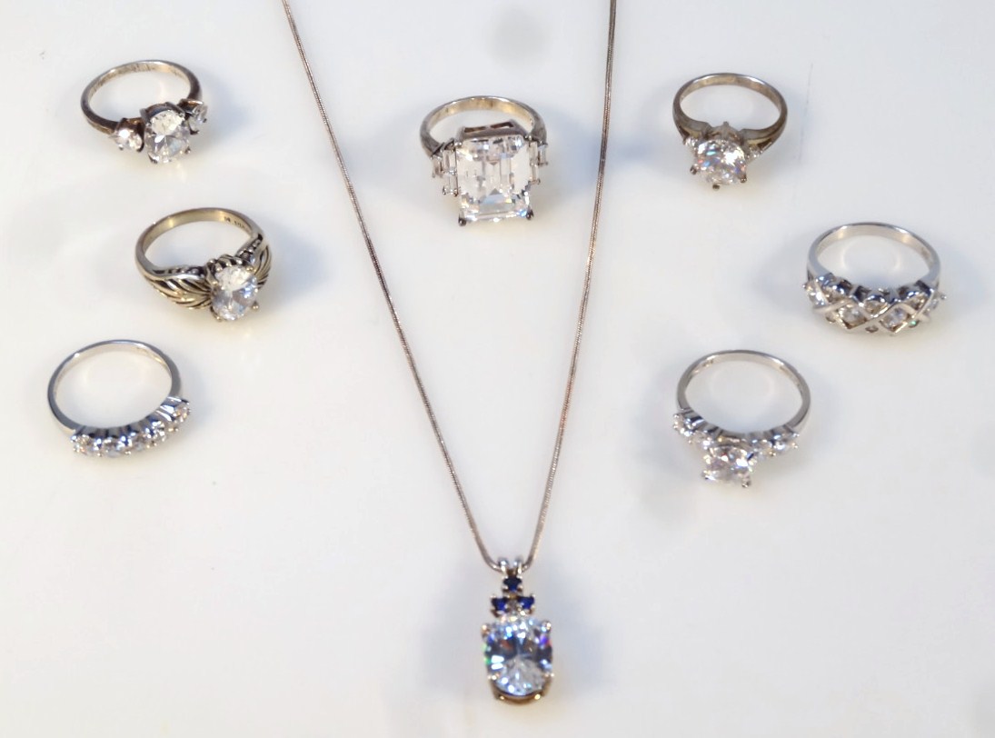 Appraisal: Various jewellery to include seven dress rings and a pendant