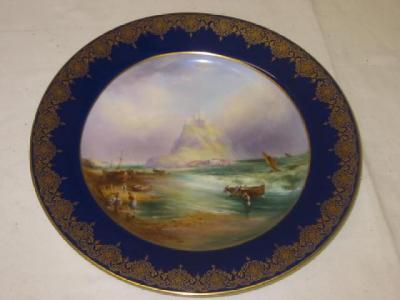 Appraisal: A ROYAL WORCESTER PORCELAIN PLATE painted by Harry Davis with