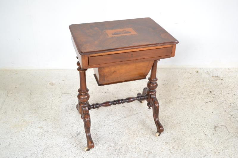 Appraisal: A GOOD QUALITY VICTORIAN BURR WALNUT WORK TABLE A GOOD