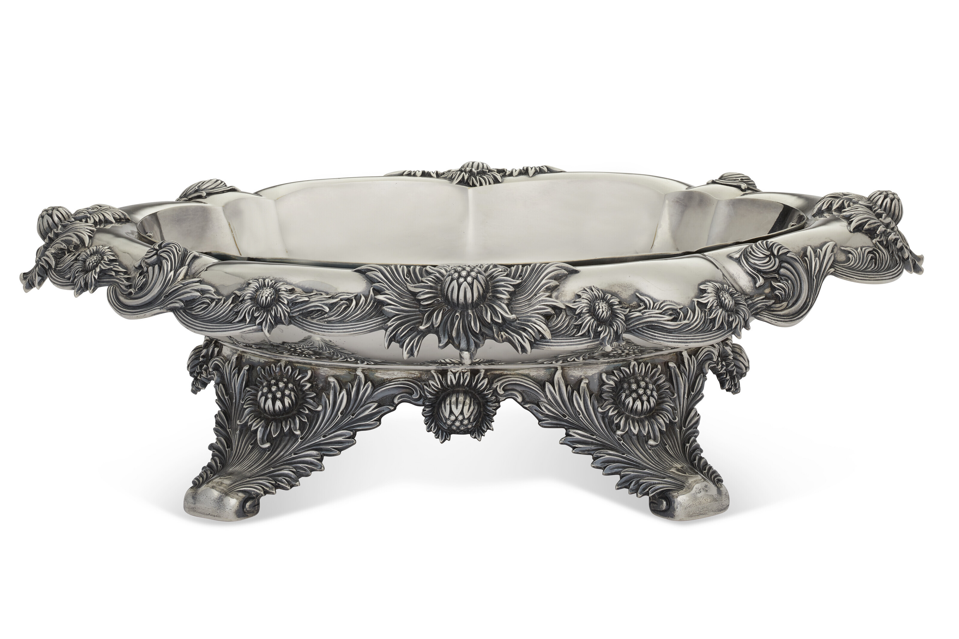 Appraisal: AN AMERICAN SILVER CENTERPIECE BOWL MARK OF TIFFANY CO NEW