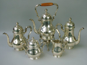 Appraisal: An American six piece silver tea and coffee set mid