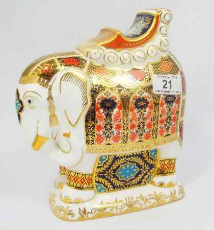 Appraisal: Royal Crown Derby Paperweight of a Large Elephant with Carrier