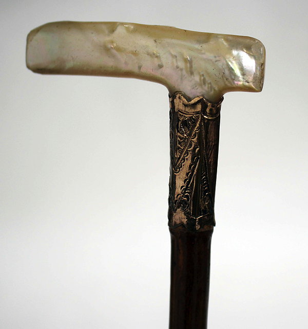 Appraisal: A LATE TH EARLY TH CENTURY SWORD STICK with a