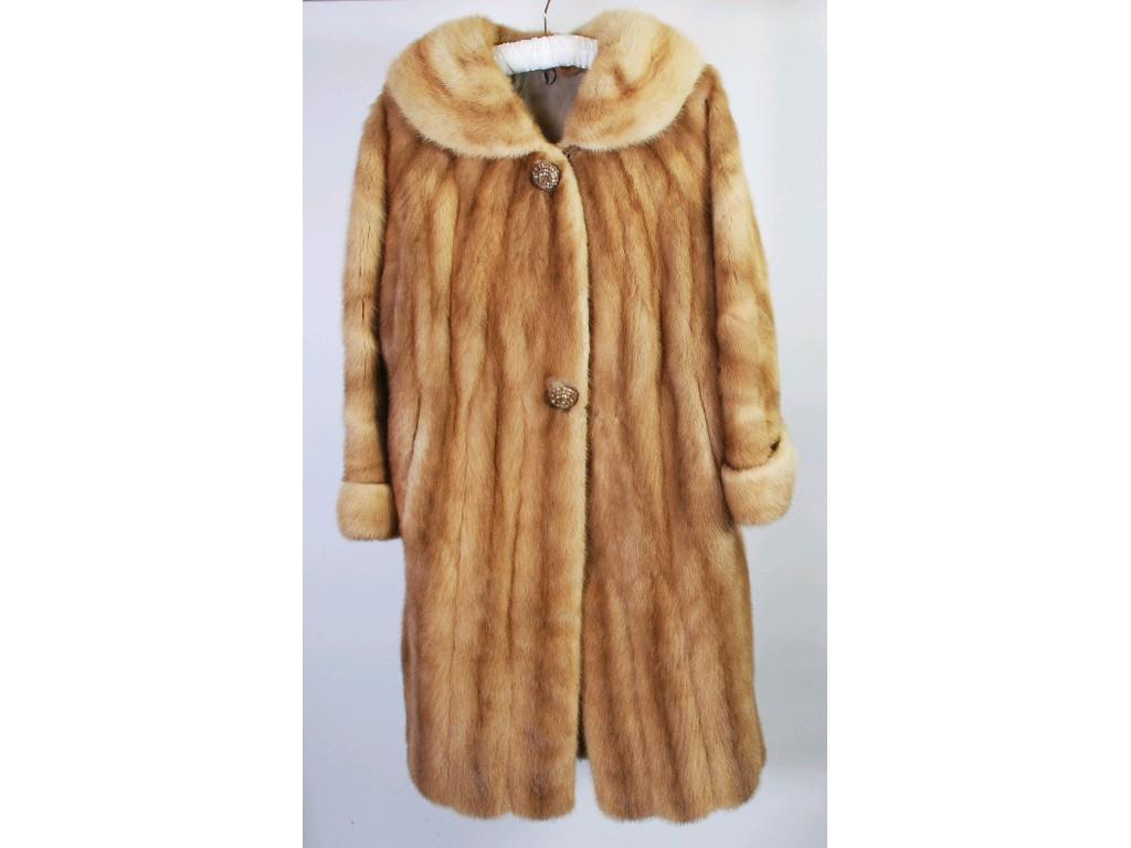 Appraisal: LADIES PASTEL MINK FULL LENGTH COAT with full collar and