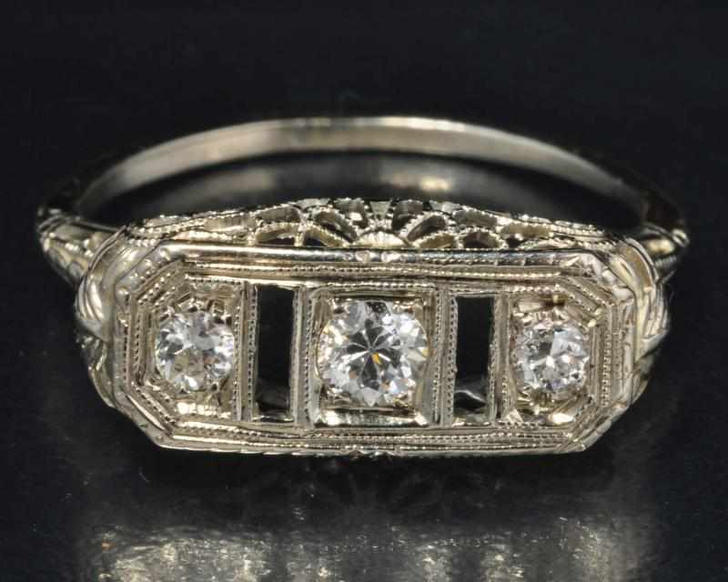 Appraisal: K W Gold Diamond Filigree Ring Description Diamonds ctw Condition