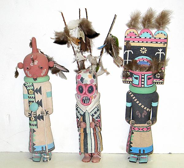 Appraisal: Three Hopi kachina dolls height and in