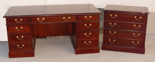 Appraisal: HOOKER EXECUTIVE SUITE To include DRAWER DESK '' high x