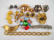 Appraisal: A mixed lot of costume jewellery including Trifari Attwood and