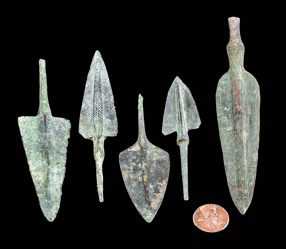 Appraisal: Lot of Luristan Bronze and Copper Arrow Tips Ancient Near