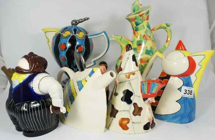 Appraisal: A collection of Tea Pots to include Moorland Pottery Wig