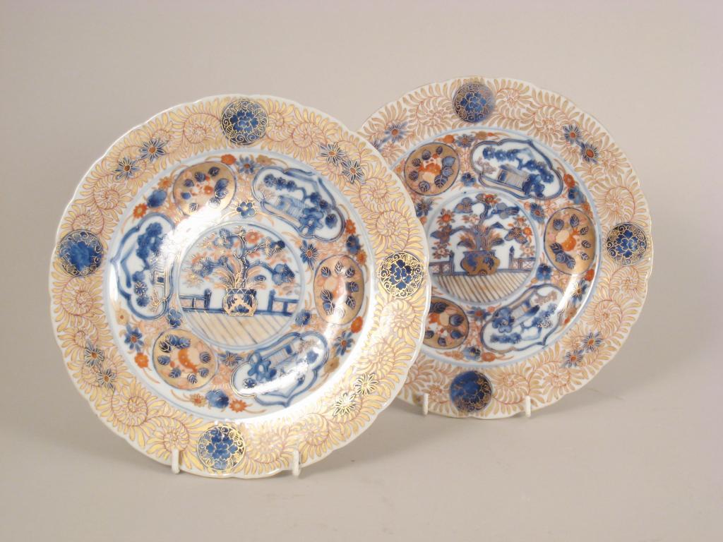 Appraisal: Two sets of ten th Century Imari Plates painted shaped