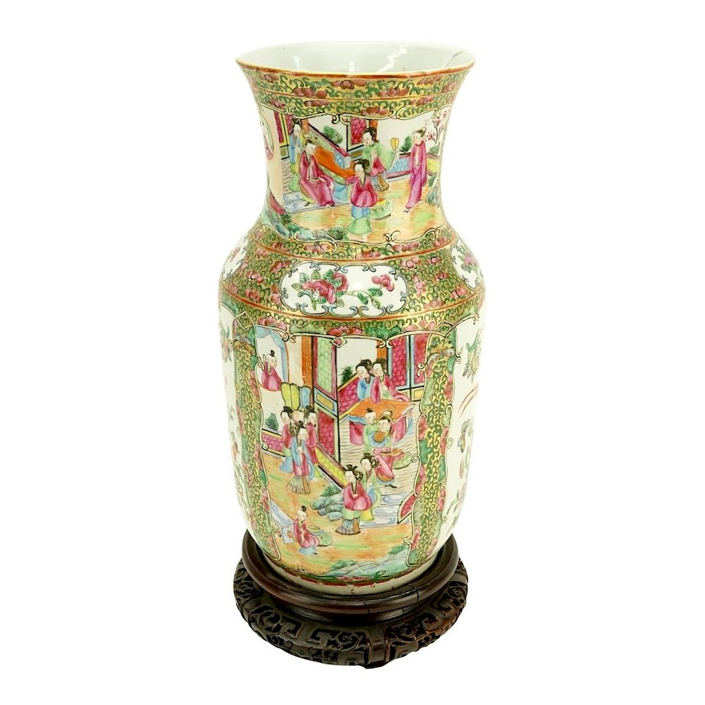 Appraisal: A Large Chinese Rose Medallion Porcelain Vase A Large Chinese