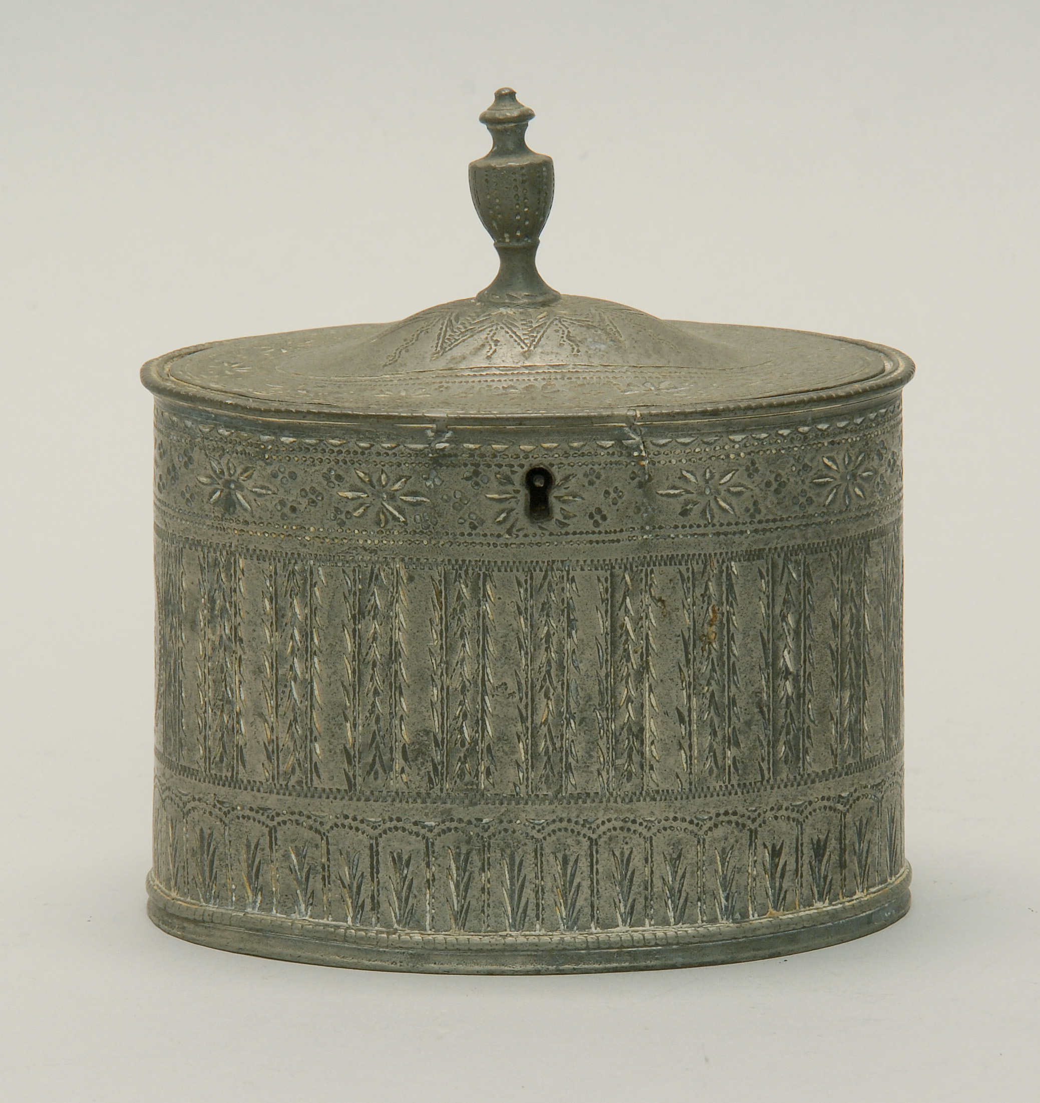 Appraisal: ANTIQUE ENGLISH PEWTER TEA CADDY BY RICHARD PITT OF LONDON