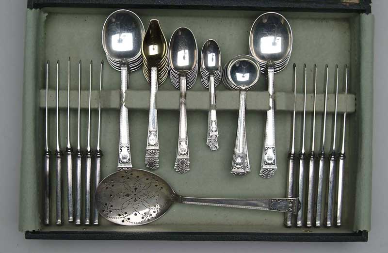 Appraisal: OUTSTANDING -PIECE STERLING SILVER FLATWARE SERVICE BY TIFFANY COMPANY IN