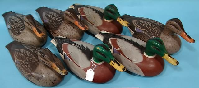 Appraisal: Group of plastic Mallard decoys by Victor Woodstream