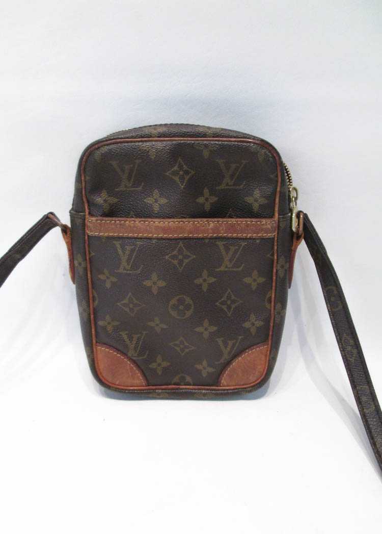 Appraisal: LOUIS VUITTON DANUBE CROSS BODY BAG marked to interior SL