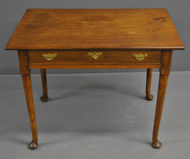 Appraisal: - Queen Anne style mahogany one-drawer table h top x