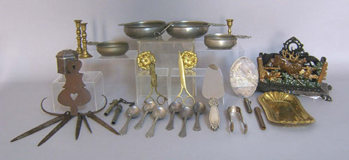 Appraisal: Metalware to include reproduction skewer set brass snuffers pewter porringers