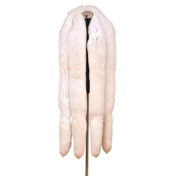 Appraisal: A WHITE ARCTIC FOX EVENING STOLE