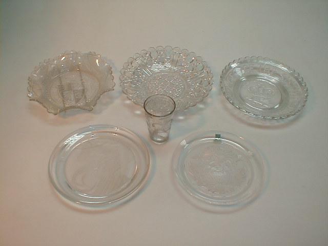 Appraisal: Two Hoya crystal plates Victorian Royal memorabilia items and another