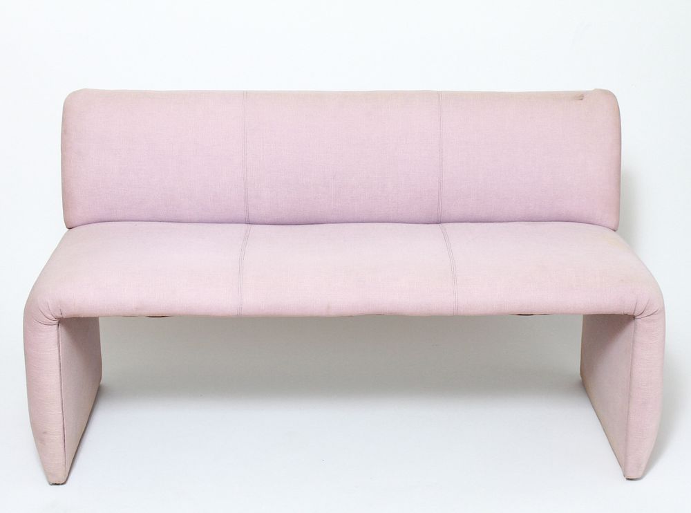 Appraisal: Dunbar Modern Pink Upholstered Bench Dunbar modern bench with pink