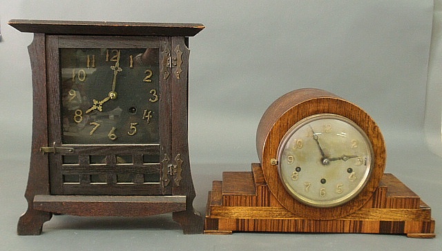 Appraisal: - New Haven Clock Co mission oak cased mantel clock