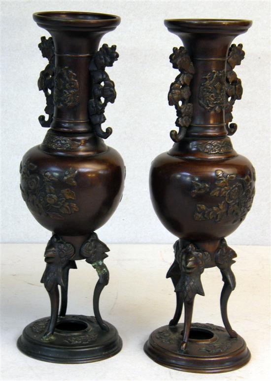 Appraisal: Pair of Early twentieth century Japanese Bronze urns with applied