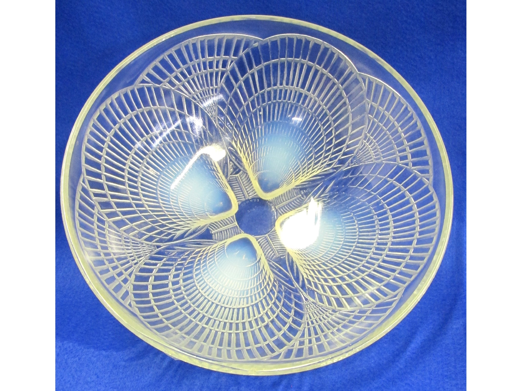 Appraisal: A Lalique Coquilles iridescent glass bowl