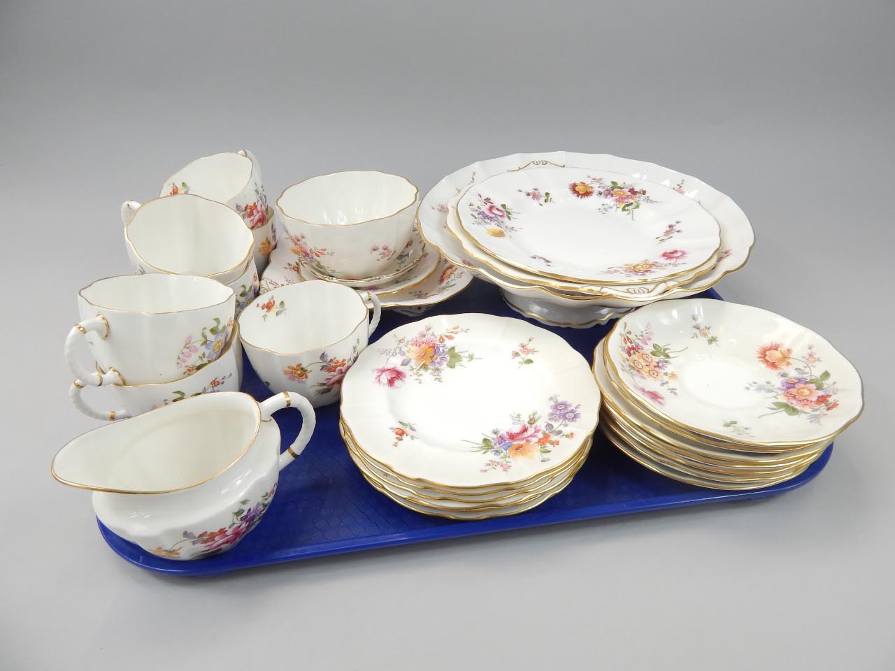 Appraisal: A quantity of Royal Crown Derby Derby Posies ceramics to