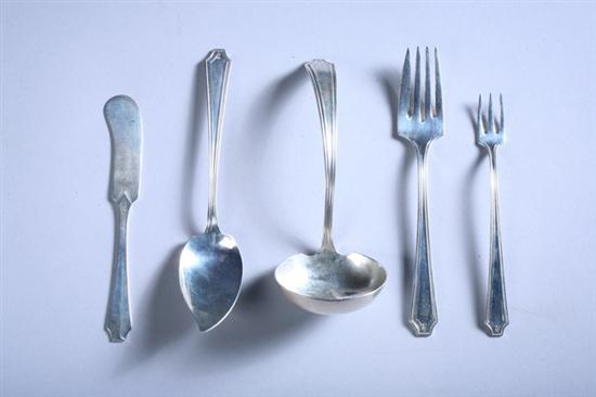 Appraisal: PIECES WHITING STERLING SILVER FLATWARE King Albert pattern Including six