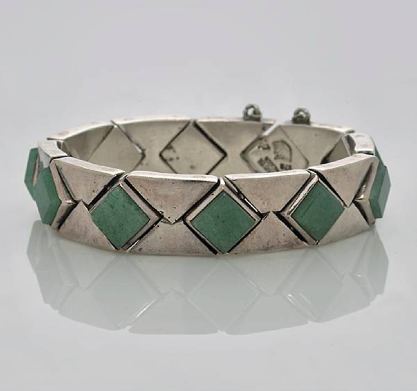 Appraisal: An aventurine quartz silver bracelet Antonio Pineda Mexico with makers