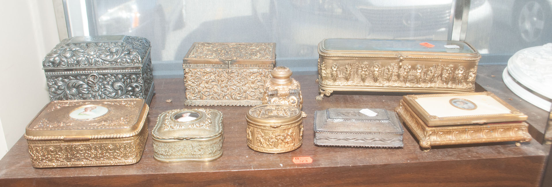 Appraisal: Eight decorative boxes and one inkwell Undernumber