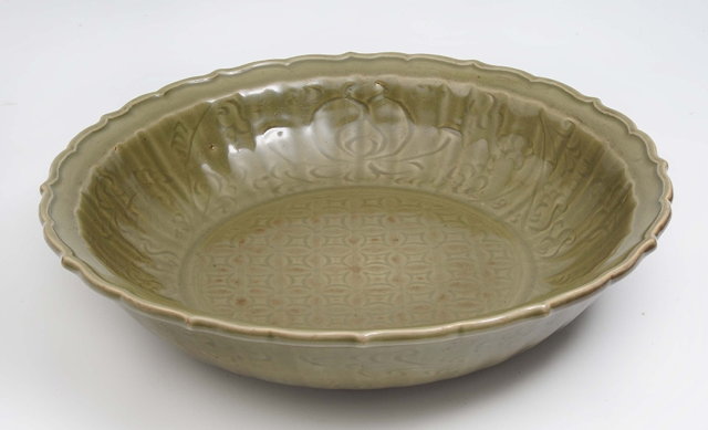 Appraisal: A large celadon bowlMing dynasty - the deep bowl having