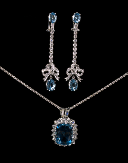 Appraisal: Fourteen-Karat White Gold Aquamarine and Diamond Pendant and Chain the