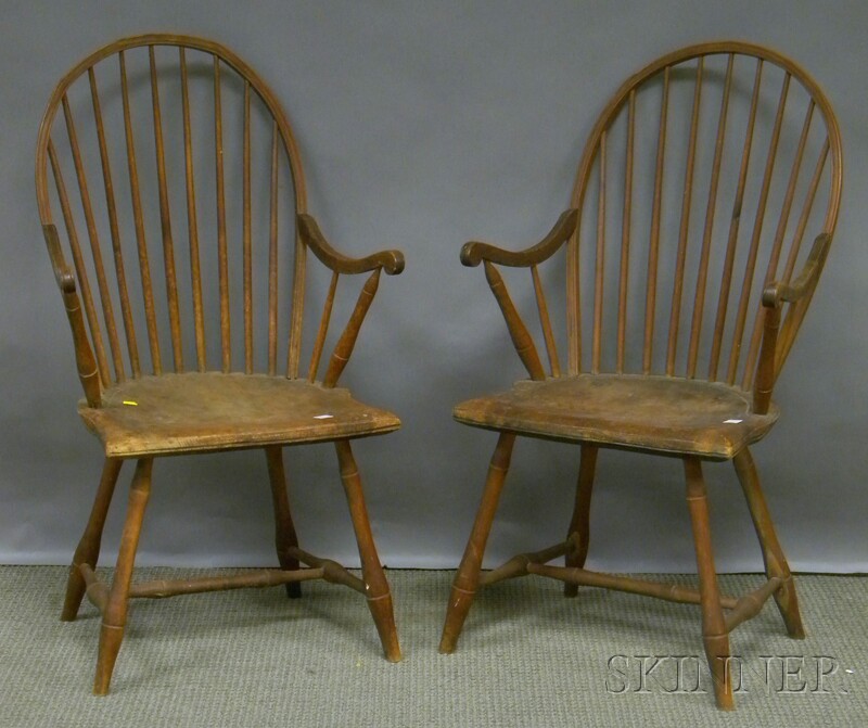 Appraisal: Pair of Windsor Bow-back Applied-arm Chairs Rhode Island