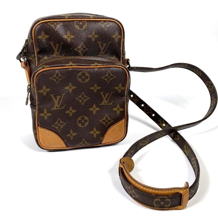 Appraisal: Vintage LOUIS VUITTON monogrammed Amazone cross body shoulder bag or