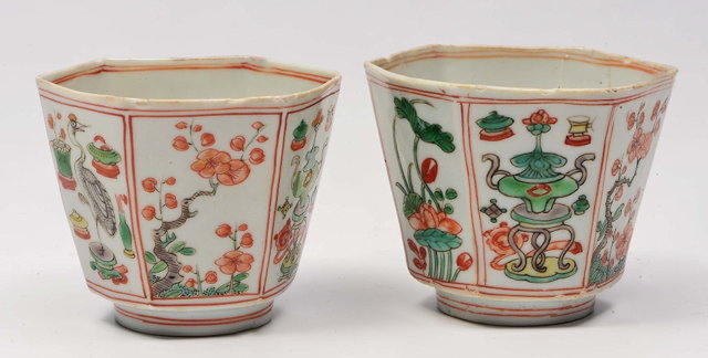 Appraisal: TWO CHINESE PORCELAIN FAMILLE VERTE BEAKERS of hexagonal form Kangxi