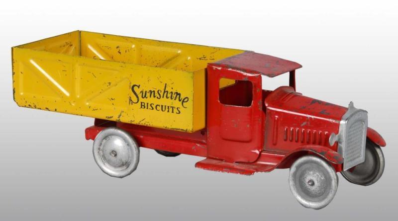 Appraisal: Pressed Steel Metalcraft Sunshine Biscuits Truck Description American Dump truck