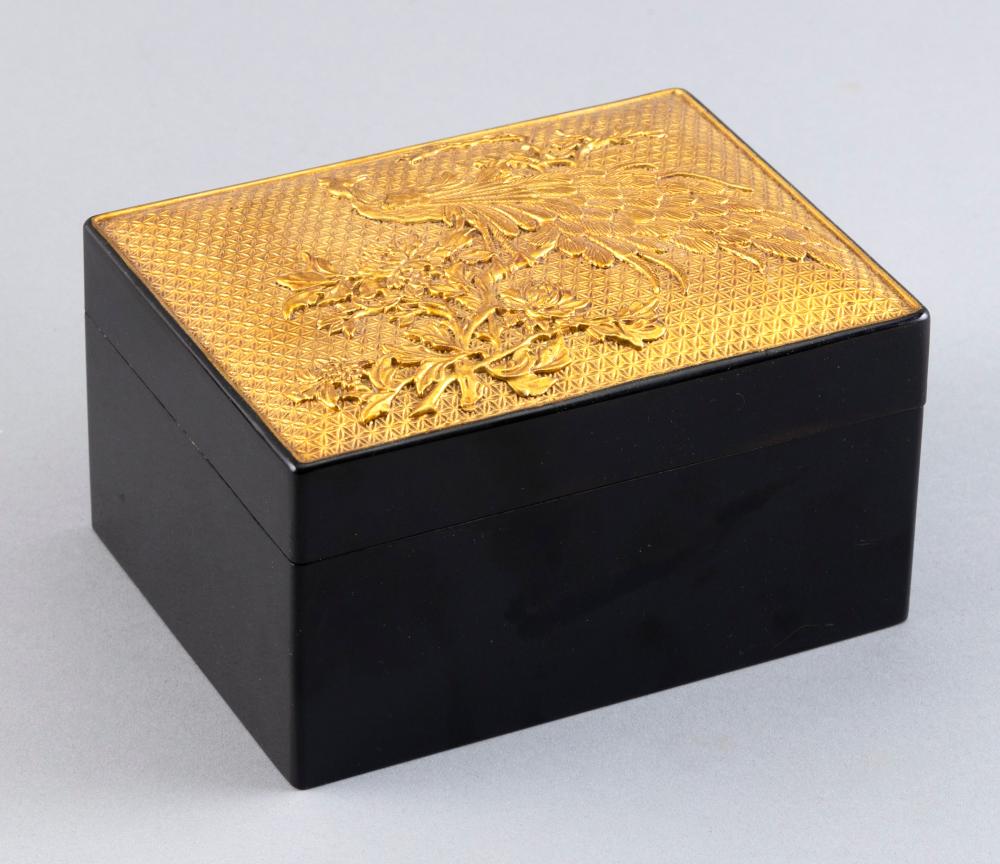 Appraisal: NESTING SET OF FIVE JAPANESE GILT AND BLACK LACQUER BOXES