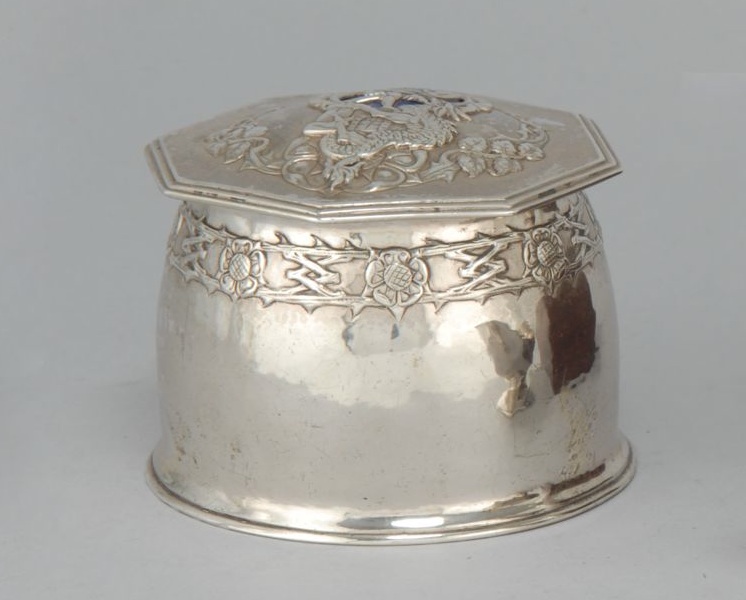 Appraisal: OMAR RAMSDEN ALWYN CARR SILVER COVERED BOX London In circular