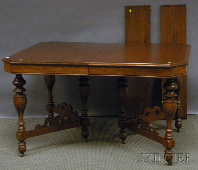 Appraisal: William Mary-style Maple Dining Table with two leaves