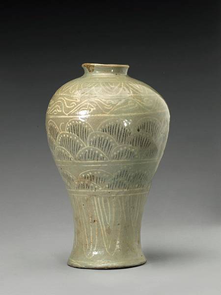 Appraisal: A buncheong-decorated celadon maebyong Joseon Dynasty th Century Of inverted